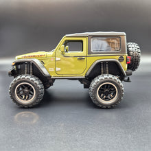 Load image into Gallery viewer, Explorafind 2020 Jeep Wrangler Rubicon Green 1:20 Die Cast Car