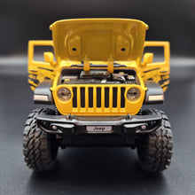 Load image into Gallery viewer, Explorafind 2020 Jeep Wrangler Rubicon Yellow 1:20 Die Cast Car