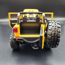 Load image into Gallery viewer, Explorafind 2020 Jeep Wrangler Rubicon Yellow 1:20 Die Cast Car