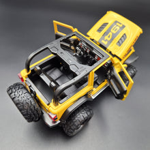 Load image into Gallery viewer, Explorafind 2020 Jeep Wrangler Rubicon Yellow 1:20 Die Cast Car