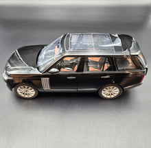 Load image into Gallery viewer, Explorafind 2020 Land Rover Range Rover Black 1:18 Die Cast Car