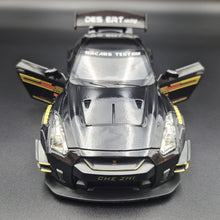Load image into Gallery viewer, Explorafind 2020 Nissan GT-R Black 1:24 Die Cast Car