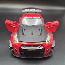 Load image into Gallery viewer, Explorafind 2020 Nissan GT-R Red 1:24 Die Cast Car