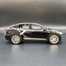 Load image into Gallery viewer, Explorafind 2020 Tesla Model X Black 1:24 Die Cast Car