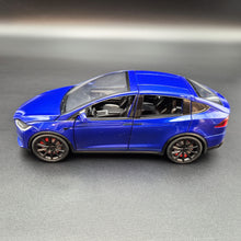 Load image into Gallery viewer, Explorafind 2020 Tesla Model X Blue 1:24 Die Cast Car