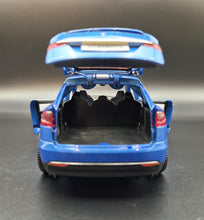 Load image into Gallery viewer, Explorafind 2020 Tesla Model X Metallic Blue 1:24 Die Cast Car