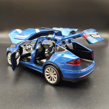 Load image into Gallery viewer, Explorafind 2020 Tesla Model X Metallic Blue 1:24 Die Cast Car
