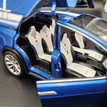 Load image into Gallery viewer, Explorafind 2020 Tesla Model X Metallic Blue 1:24 Die Cast Car