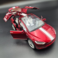 Load image into Gallery viewer, Explorafind 2020 Tesla Model X Metallic Red 1:24 Die Cast Car
