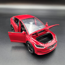 Load image into Gallery viewer, Explorafind 2020 Tesla Model X Red 1:24 Die Cast Car