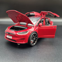 Load image into Gallery viewer, Explorafind 2020 Tesla Model X Red 1:24 Die Cast Car