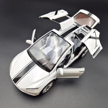 Load image into Gallery viewer, Explorafind 2020 Tesla Model X White 1:24 Die Cast Car