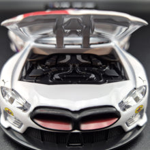 Load image into Gallery viewer, Explorafind 2021 BMW M8 GTE #25 IMSA Sports Car Championship White 1:32 Die Cast Car