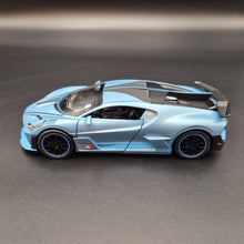 Load image into Gallery viewer, Explorafind 2021 Bugatti Divo Satin Blue 1:32 Die Cast Car