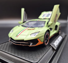 Load image into Gallery viewer, Explorafind 2021 Lamborghini Aventador SVJ LP780-4 Matte Green 1:32 Die Cast Car