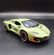 Load image into Gallery viewer, Explorafind 2021 Lamborghini Aventador SVJ LP780-4 Matte Green 1:32 Die Cast Car