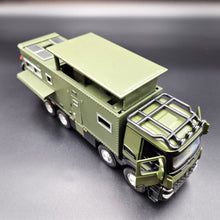 Load image into Gallery viewer, Explorafind 2021 Mercedes Nomadism Off Road RV Army Green 1:24 Die Cast Truck