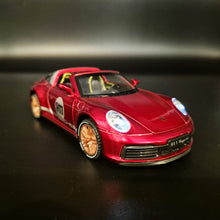 Load image into Gallery viewer, Explorafind 2021 Porsche 911 Targa 4S Metallic Red 1:32 Die Cast Car