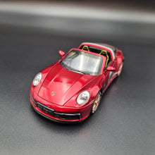 Load image into Gallery viewer, Explorafind 2021 Porsche 911 Targa 4S Metallic Red 1:32 Die Cast Car