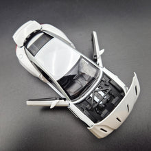 Load image into Gallery viewer, Explorafind 2022 Aston Martin DB11 AMR White 1:32 Die Cast Car