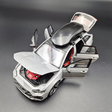 Load image into Gallery viewer, Explorafind 2022 Audi RS6 Avant Grey 1:24 Die Cast Car