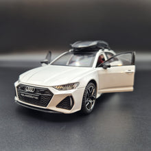 Load image into Gallery viewer, Explorafind 2022 Audi RS6 Avant White 1:24 Die Cast Car