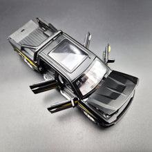 Load image into Gallery viewer, Explorafind 2022 Chevrolet Silverado 1500 Matte Black 1:32 Die Cast Pickup