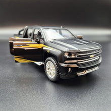 Load image into Gallery viewer, Explorafind 2022 Chevrolet Silverado 1500 Matte Black 1:32 Die Cast Pickup