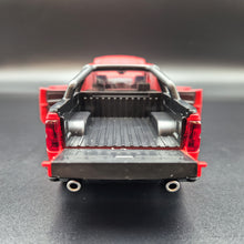 Load image into Gallery viewer, Explorafind 2022 Chevrolet Silverado 1500 Matte Red 1:32 Die Cast Pickup