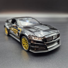 Load image into Gallery viewer, Explorafind 2022 Ford Mustang Shelby GT500 Black 1:32 Die Cast Car