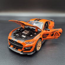 Load image into Gallery viewer, Explorafind 2022 Ford Mustang Shelby GT500 Orange 1:24 Die Cast Car