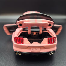 Load image into Gallery viewer, Explorafind 2022 Ford Mustang Shelby GT500 Pink 1:32 Die Cast Car