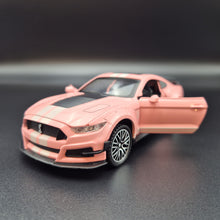 Load image into Gallery viewer, Explorafind 2022 Ford Mustang Shelby GT500 Pink 1:32 Die Cast Car