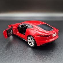 Load image into Gallery viewer, Explorafind 2022 Jaguar F-Type Coupe Red 1:36 Die Cast Car