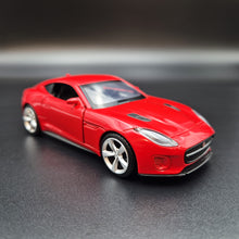 Load image into Gallery viewer, Explorafind 2022 Jaguar F-Type Coupe Red 1:36 Die Cast Car