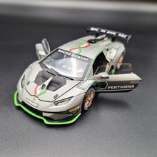 Load image into Gallery viewer, Explorafind 2022 Lamborghini Huracán LP 620-2 Super Trofeo EVO2 Grey 1:32 Die Cast Car