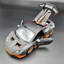 Load image into Gallery viewer, Explorafind 2022 Lamborghini Huracan STO Matte Grey 1:24 Die Cast Car