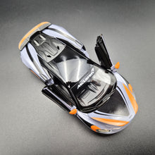 Load image into Gallery viewer, Explorafind 2022 McLaren 600LT Grey 1:32 Die Cast Car
