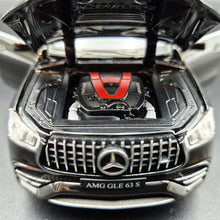 Load image into Gallery viewer, Explorafind 2022 Mercedes-Benz Maybach GLE 63 S Black 1:36 Die Cast Car
