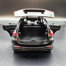 Load image into Gallery viewer, Explorafind 2022 Mercedes-Benz Maybach GLE 63 S Black 1:36 Die Cast Car
