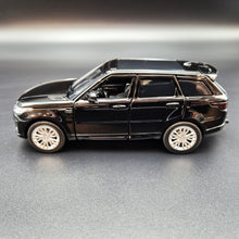Load image into Gallery viewer, Explorafind 2022 Range Rover Sport Black 1:32 Die Cast Car