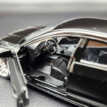 Load image into Gallery viewer, Explorafind 2023 Audi RS7 Black 1:32 Die Cast Car
