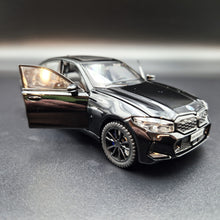 Load image into Gallery viewer, Explorafind 2023 BMW 3 Series 320i Black 1:32 Die Cast Car