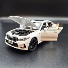Load image into Gallery viewer, Explorafind 2023 BMW 3 Series 320i White 1:32 Die Cast Car