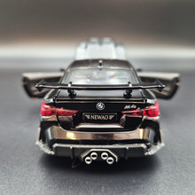 Load image into Gallery viewer, Explorafind 2023 BMW M4 G82 Coupe Black 1:32 Die Cast Car