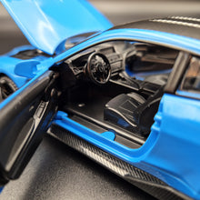 Load image into Gallery viewer, Explorafind 2023 BMW M4 G82 Coupe Blue 1:32 Die Cast Car