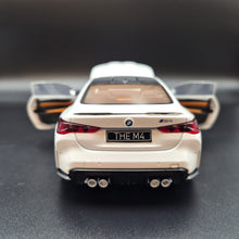 Load image into Gallery viewer, Explorafind 2023 BMW M4 G82 Coupe Pearl White 1:24 Die Cast Car
