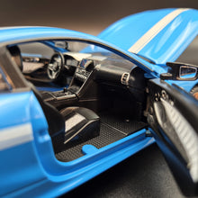 Load image into Gallery viewer, Explorafind 2023 BMW M8 Manhart MH8 800 Blue 1:24 Die Cast Car