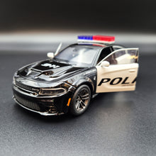 Load image into Gallery viewer, Explorafind 2023 Dodge Charger Hellcat Police Car Black 1:32 Die Cast Car
