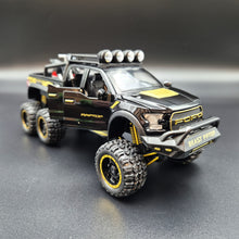 Load image into Gallery viewer, Explorafind 2023 Ford Raptor F-150 6x6 Black 1:24 Die Cast Pickup